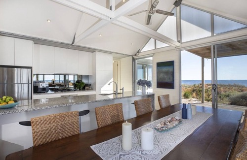 Normanville Casa | Stunning Private Luxury Absolute Beachfront Adult's Retreat