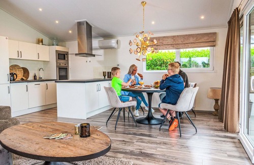 Bovenkarspel Casa | Estupenda casa de vacaciones privada para 5 personas con WIFI, TV, terraza y aparcamiento