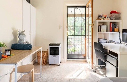 Norwood Casa | Stunning private room near to CBD with balcony