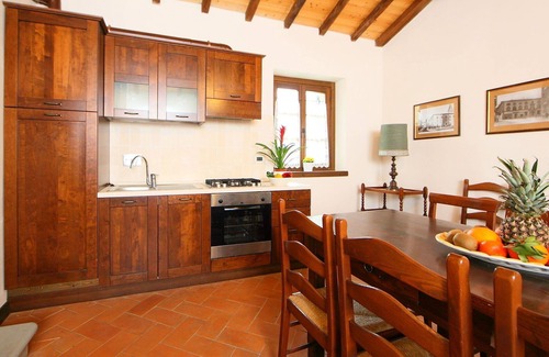 Sansepolcro Villa | Casa de vacaciones privada con jacuzzi, piscina privada, WIFI, TV, patio, mascotas permitida