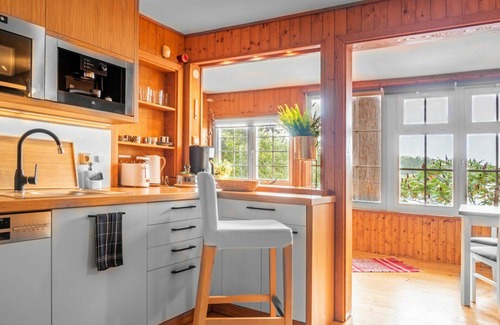Zabovresky Casa | Estupenda casa de vacaciones privada para 5 personas con WIFI, TV, terraza y aparcamiento