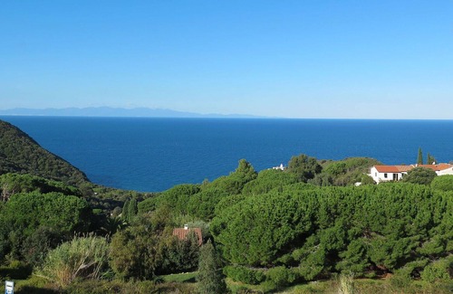 Patresi Casa | Preciosa casa de vacaciones privada para 4 personas con A/C, TV y terraza