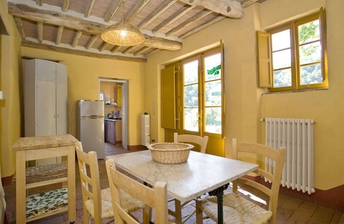 Pescaglia Villa | Casa de vacaciones privada con piscina privada, WIFI, TV, patio, vista panorámica, cerca de Lucca