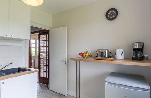 Cleder Casa | Estupenda casa de vacaciones privada para 6 personas con TV y aparcamiento
