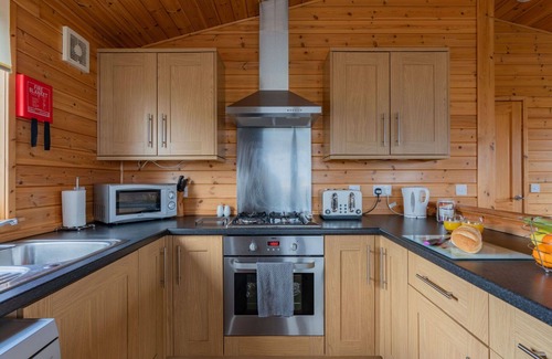 Kinross Casa | Estupenda casa de vacaciones privada para 6 personas con WIFI, TV, balcón y mascotas permitida