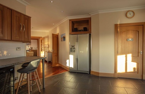 Aisgernis Casa | Maravillosa casa de vacaciones privada con WIFI, jacuzzi, TV, patio y vista panorámica