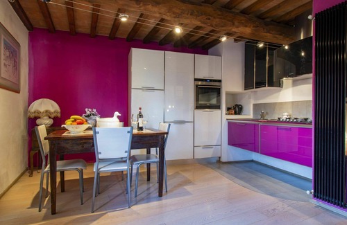 Sovicille Casa | Estupenda casa de vacaciones privada con WIFI, TV, terraza, vista panorámica, aparcamiento