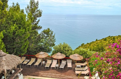 Sperlonga Villa | Casa de vacaciones privada con jacuzzi, WIFI, piscina privada, TV, patio, mascotas permitida