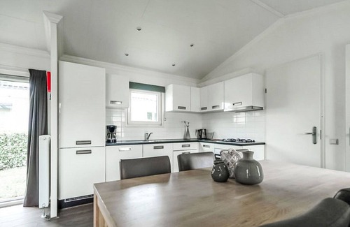 Willemsdorp Casa | Preciosa casa de vacaciones privada para 6 personas con WIFI, piscina, TV y terraza