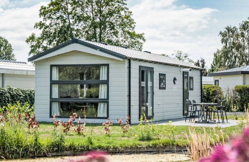 Dordtse Biesbosch Casa | Preciosa casa de vacaciones privada para 4 personas con piscina, WIFI, TV y terraza