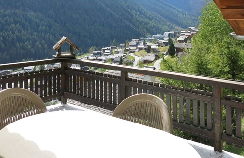 Grimentz Casa | Maravillosa casa de vacaciones privada con WIFI, TV, terraza, mascotas permitida y aparcamiento