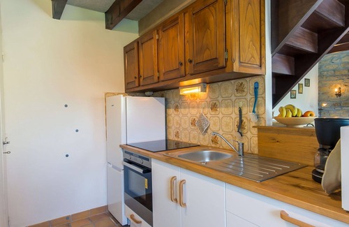 Sizun Villa | Preciosa casa de vacaciones privada para 5 personas con WIFI, TV, mascotas permitida y aparcamiento