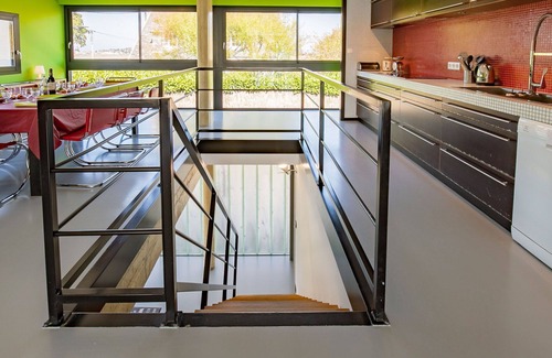 Finistere Casa | Casa de vacaciones privada con WIFI, piscina privada, bañera de hidromasaje, TV, terraza