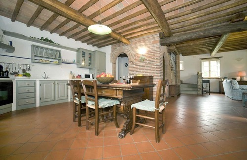 Pieve di Compito Villa | Casa de vacaciones privada con WIFI, A/C, piscina privada, TV, patio, aparcamiento, cerca de Lucca