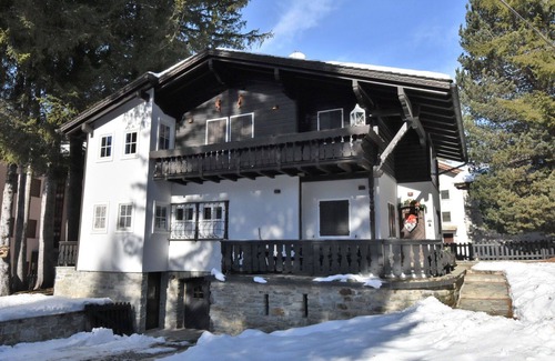 Madesimo Casa | Casa de vacaciones privada con jacuzzi, WIFI, TV, balcón, mascotas permitida, aparcamiento