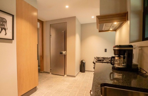 Klemskerke Casa | Maravillosa casa de vacaciones privada para 12 personas con WIFI, TV, patio y aparcamiento
