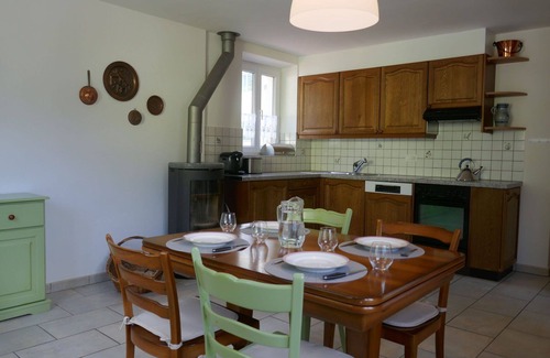 Olivone Casa | Estupenda casa de vacaciones privada para 6 personas con WIFI, TV y terraza