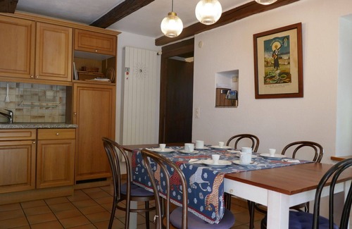 Lodrino Casa | Preciosa casa de vacaciones privada para 4 personas con WIFI, TV, patio y vista panorámica