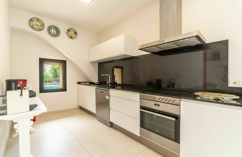 Alaro Villa | Estupenda casa de vacaciones privada para 12 personas con A/C, piscina privada, WIFI, TV y terraza