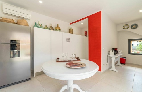 Alaro Villa | Estupenda casa de vacaciones privada para 12 personas con A/C, piscina privada, WIFI, TV y terraza