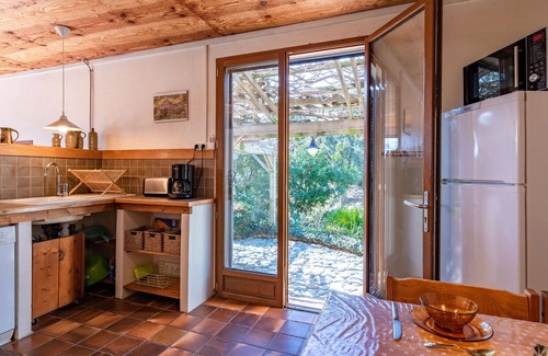 Abbazia Casa | Casa de vacaciones privada con WIFI, TV, patio, mascotas permitida, vista panorámica, aparcamiento