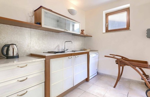 Vrsar Casa | Preciosa casa de vacaciones privada con piscina privada, A/C, WIFI, TV, terraza, aparcamiento