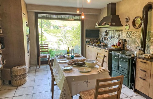 Asti Casa | Stunning private villa for 6 guests with A/C, WIFI, TV and terrace