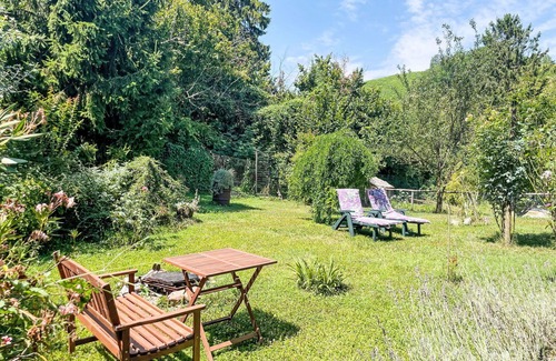 Asti Casa | Stunning private villa for 6 guests with A/C, WIFI, TV and terrace