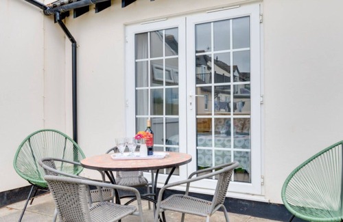 Instow Casa | Estupenda casa de vacaciones privada con WIFI, TV, patio, mascotas permitida y aparcamiento