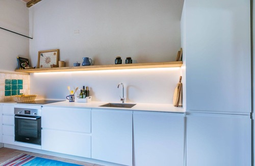 Bollano Casa | Casa de vacaciones privada con A/C, piscina privada, WIFI, TV, patio, vista panorámica