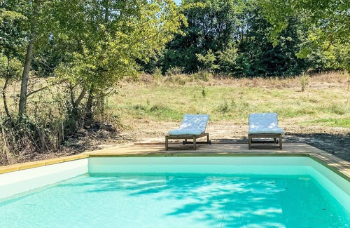 Bollano Casa | Casa de vacaciones privada con A/C, piscina privada, WIFI, TV, patio, vista panorámica