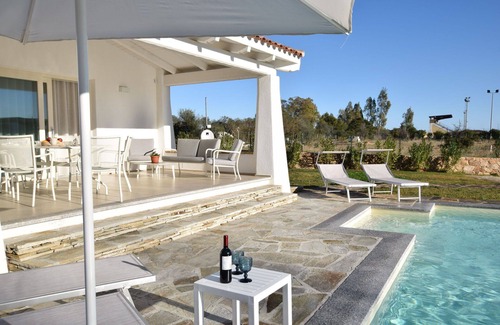 Limpiddu Villa | Estupenda casa de vacaciones privada con piscina privada, A/C, WIFI, vista panorámica, aparcamiento