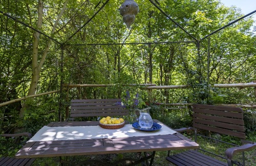 Pisogne Villa | Casa de vacaciones privada con piscina privada, WIFI, TV, patio, mascotas permitida, aparcamiento