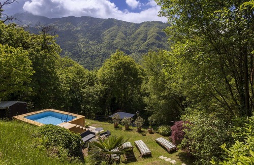 Pisogne Villa | Casa de vacaciones privada con piscina privada, WIFI, TV, patio, mascotas permitida, aparcamiento
