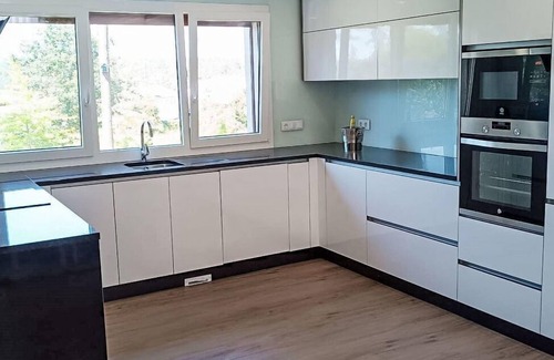 Esposende Villa | Maravillosa casa de vacaciones privada con WIFI, piscina privada, TV, patio y vista panorámica