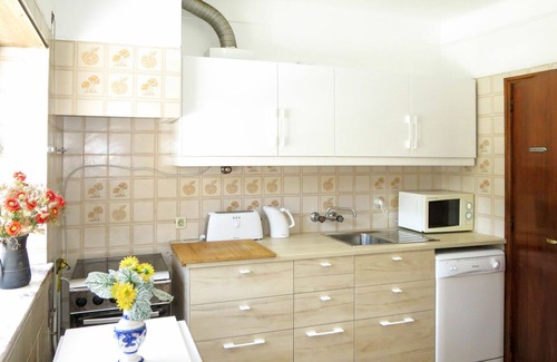 Caminha Casa | Estupenda casa de vacaciones privada con TV, terraza, mascotas permitida y aparcamiento