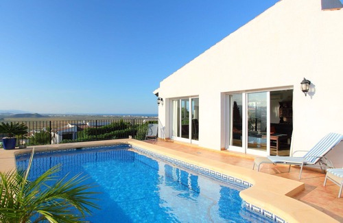 Monte Pego Casa | Casa de vacaciones privada con WIFI, A/C, piscina privada, TV, terraza, vista panorámica