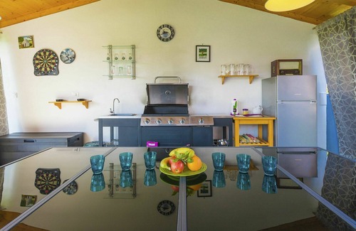 Orihi Casa | Preciosa casa de vacaciones privada con piscina privada, A/C, WIFI, TV, terraza, aparcamiento