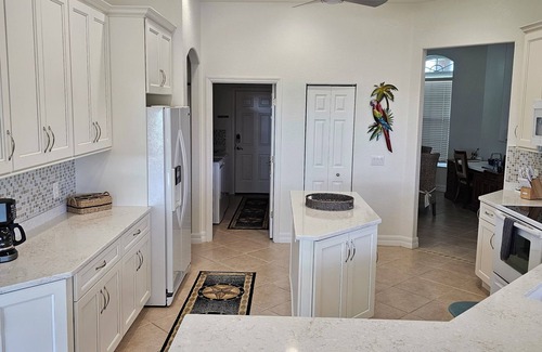Deep Creek Casa | Stunning Punta Gorda FL House w/Pool, 10 min to Sunset beach & Fishermas Village