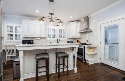 Gastonia Casa | Stunning renovated historic home with in-law apt