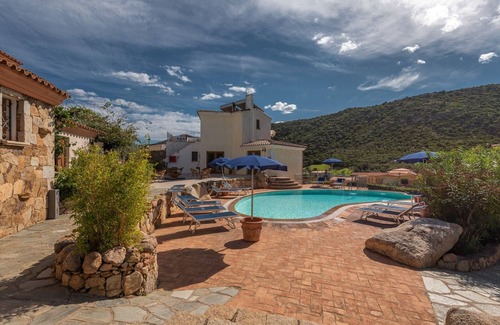 Tanaunella Apartamento | Stunning Residence Bouganvillage 2 Bedroom Num1321