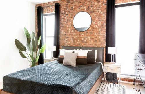 North Capitol Apartamento | Stunning River View Condo Walk to Downtown Rooftop Patio