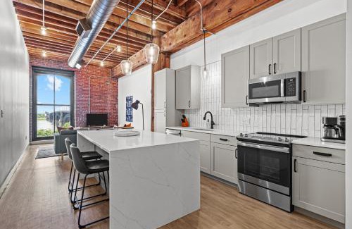 Downtown St. Louis Apartamento | Stunning River View - Walk to Arch & Coffee