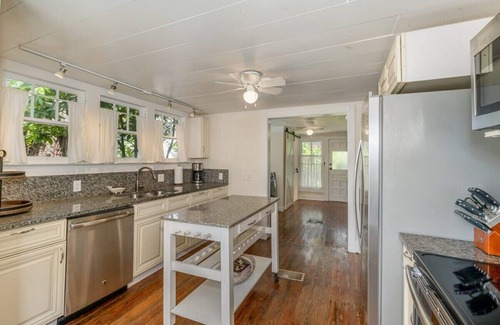 Melbourne Casa | Stunning River Views - Historic 3br Walk Dntn