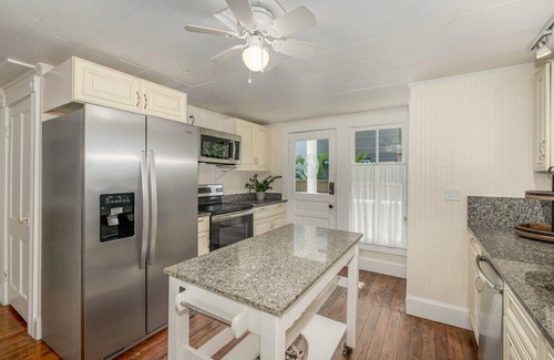 Melbourne Casa | Stunning River Views - Historic 3br Walk Dntn