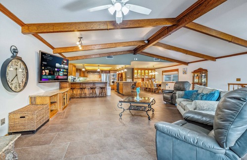 Holiday Shores Casa | Stunning Riverfront Home with Pool