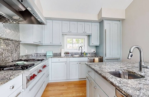 Edgecomb Casa | Stunning riverfront home, hot tub, BBQ, woodstove, and washer & dryer