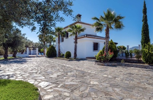 Valle de Lecrín Villa | Impresionante villa rural en el valle de Lecrín con piscina privada de tamaño familiar
