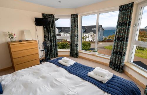 Oban Casa | Stunning Sea Views - Luxury 4BR Beach House