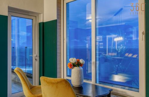 Tower Road Apartamento | Stunning, Seafront 3BR home in the heart of Sliema by 360 Estates
